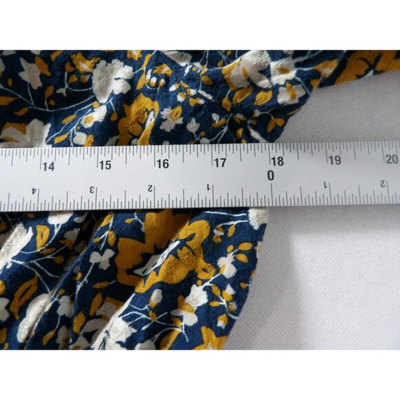 Universal Threads Top Blouse Boho Large Floral Teal Beige Coquette Ruffle - Picture 11 of 13